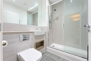 Toye Avenue, London - N20 view 13