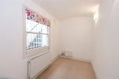 Belsize Square, London - NW3 view 5