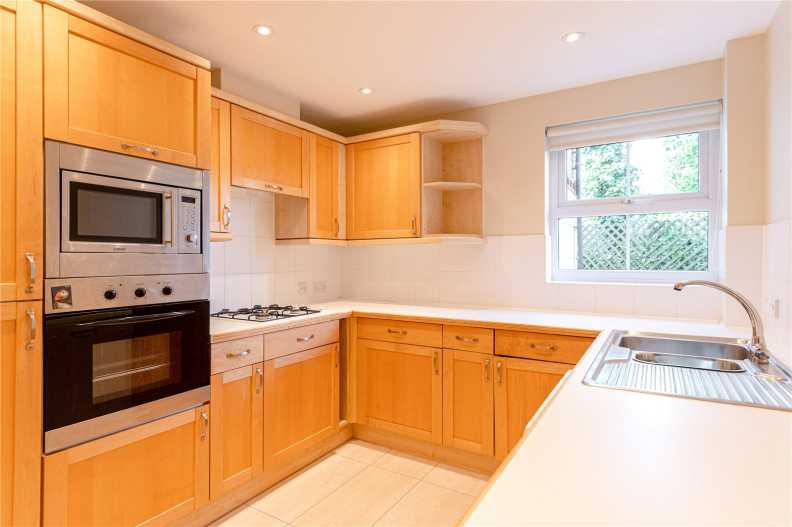 2 bedrooms apartments/flats to sale in Parkgate Mews, Highgate-image 6