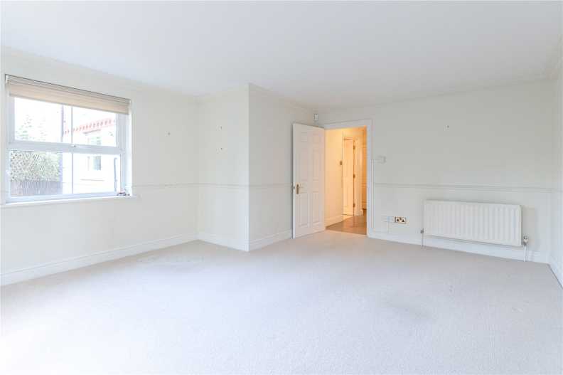 2 bedrooms apartments/flats to sale in Parkgate Mews, Highgate-image 3