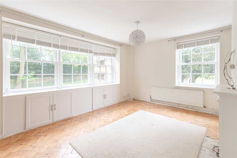 3 bedrooms apartments/flats to sale in Wavell House, Hillcrest, Highgate-image 1