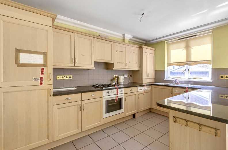 3 bedrooms houses to sale in Dukes Point, Dukes Head Yard, Highgate-image 25
