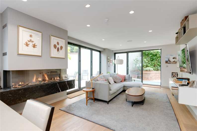 5 bedrooms houses to sale in Hornsey Lane Gardens, Highgate-image 3