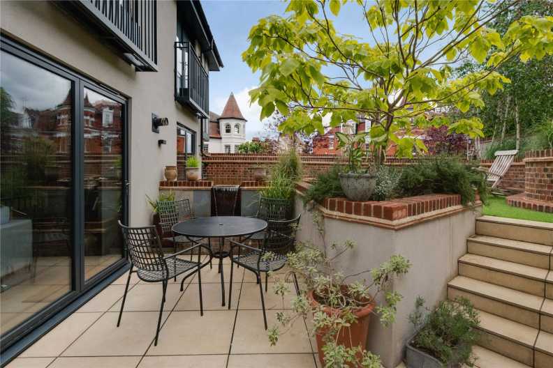 5 bedrooms houses to sale in Hornsey Lane Gardens, Highgate-image 11