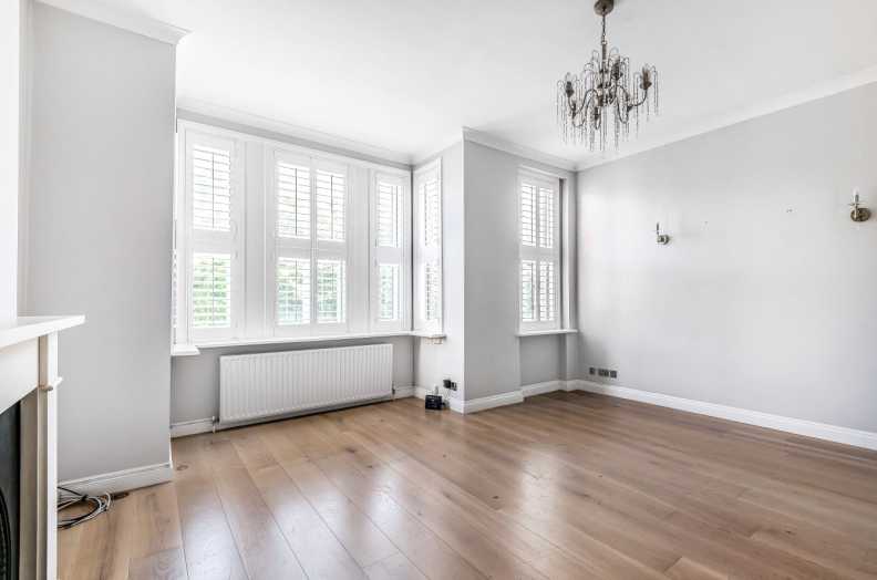 3 bedrooms apartments/flats to sale in Archway Road, Highgate-image 4