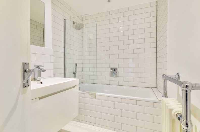 1 bedroom apartments/flats to sale in Bickerton Road, Archway-image 8