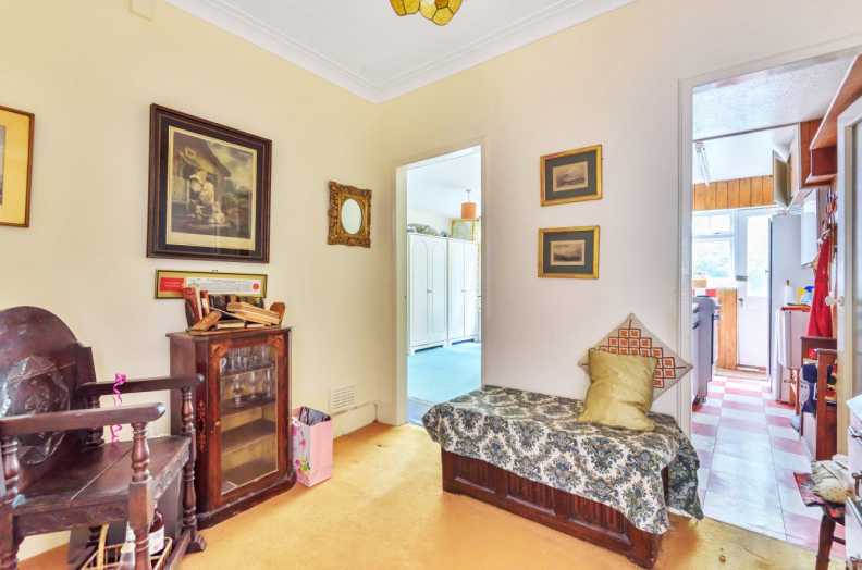 1 bedroom apartments/flats to sale in Highgate West Hill, Highgate-image 4