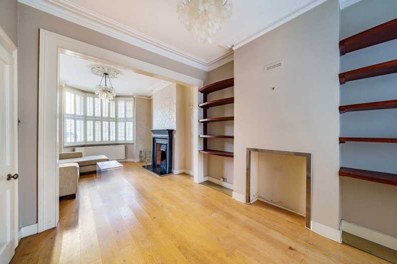 3 bedrooms houses to sale in Poynings Road, Tufnell Park-image 2