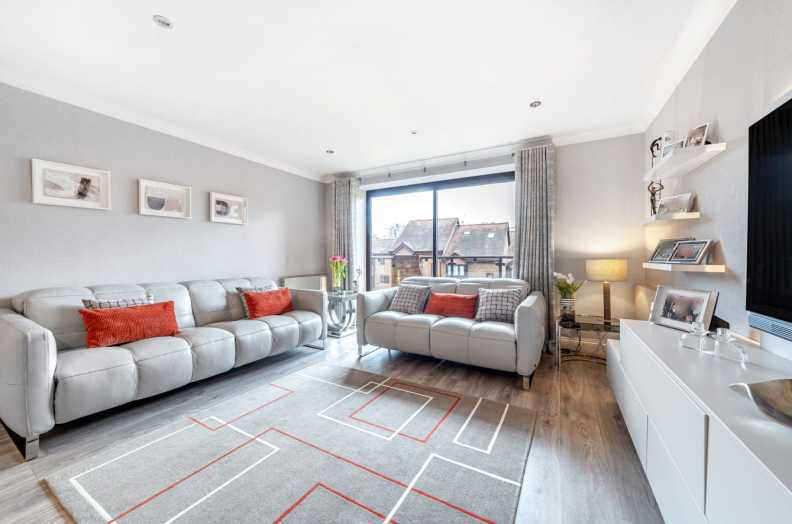 2 bedrooms apartments/flats to sale in Thornbury Square, Highgate-image 1