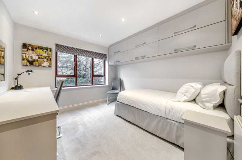 2 bedrooms apartments/flats to sale in Thornbury Square, Highgate-image 18
