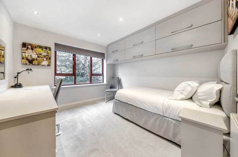 2 bedrooms apartments/flats to sale in Thornbury Square, Highgate-image 19