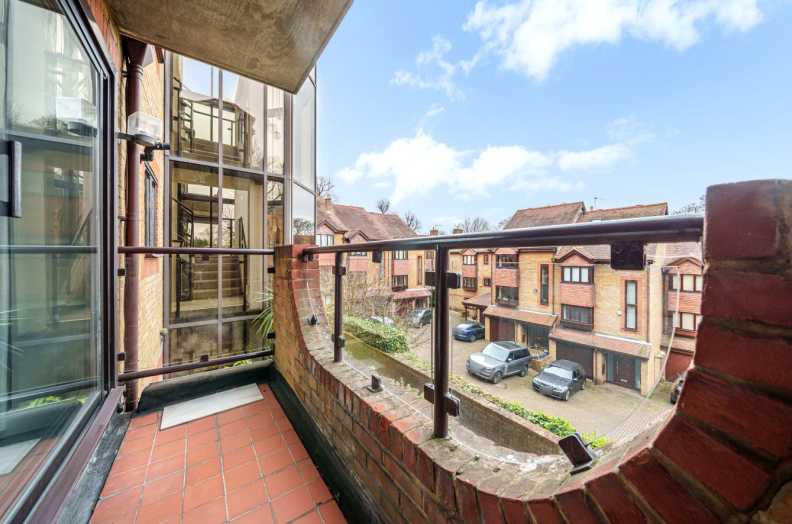 2 bedrooms apartments/flats to sale in Thornbury Square, Highgate-image 23