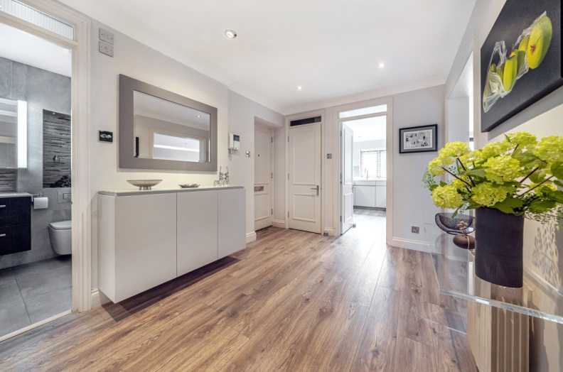 2 bedrooms apartments/flats to sale in Thornbury Square, Highgate-image 16