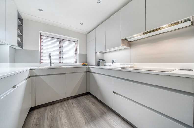 2 bedrooms apartments/flats to sale in Thornbury Square, Highgate-image 30