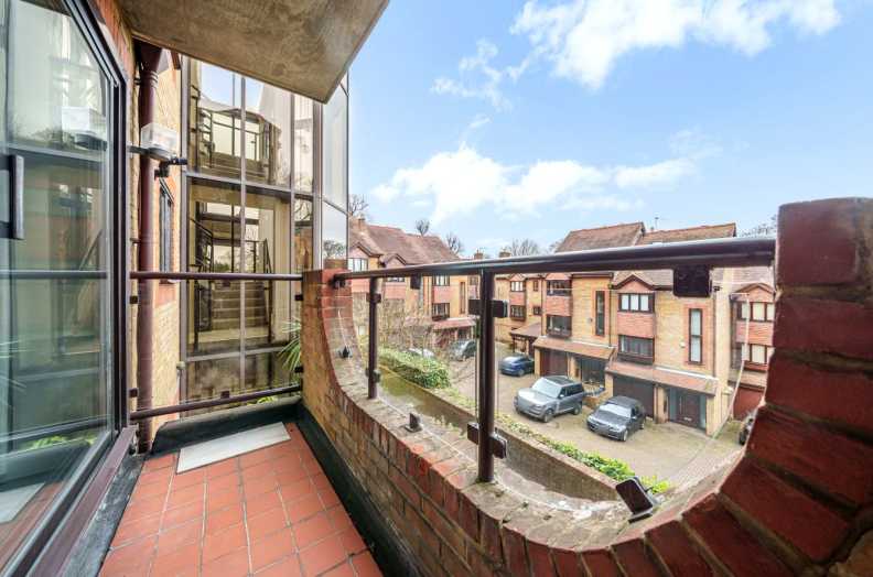 2 bedrooms apartments/flats to sale in Thornbury Square, Highgate-image 34
