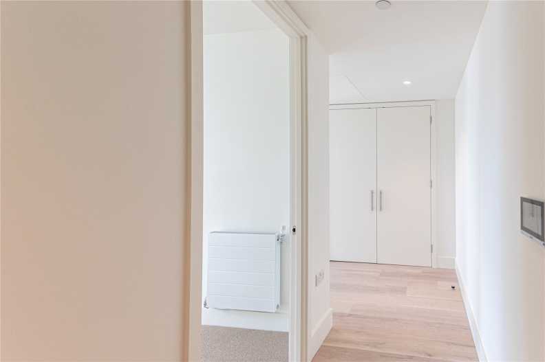 1 bedroom to sale in Daneland Walk, Tottenham Hale-image 10