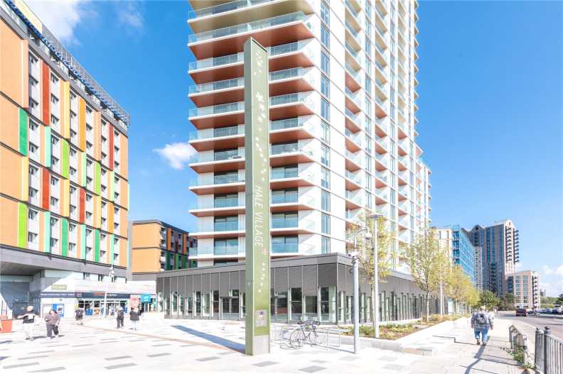 1 bedroom apartments/flats to sale in Daneland Walk, Tottenham Hale-image 7