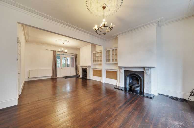 4 bedroom house for Sale in Claremont Road, Highgate, N6, London