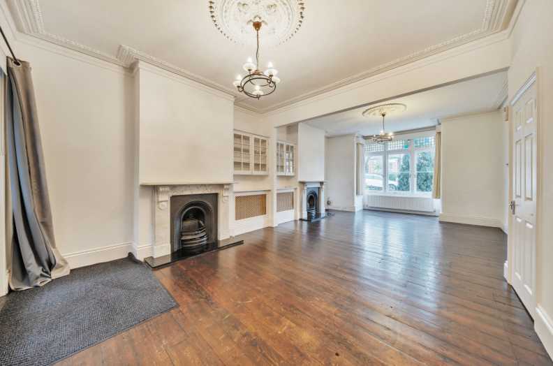4 bedroom house for Sale in Claremont Road, Highgate, N6, London