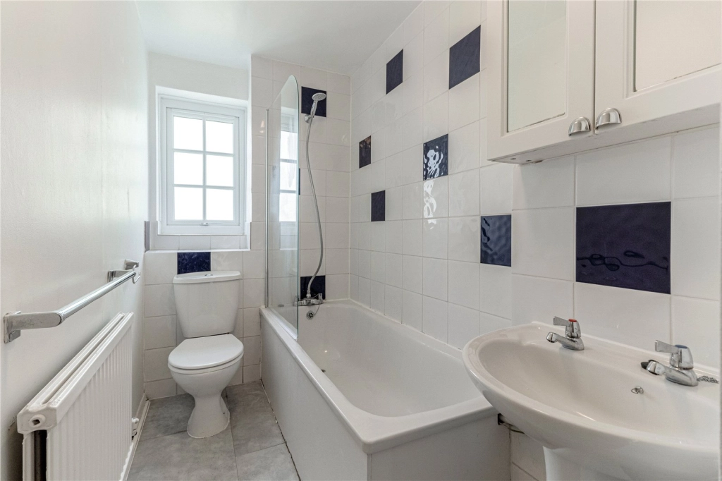4 bedrooms houses for sale in Oldfield Mews, Highgate - N6 view 24