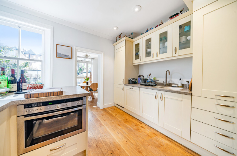 3 bedrooms apartments/flats to sale in Langdon Park Road, Highgate-image 4