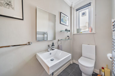 Langdon Park Road, Highgate - N6 view 18