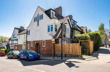 Hornsey Lane, Highgate - N6 view 1