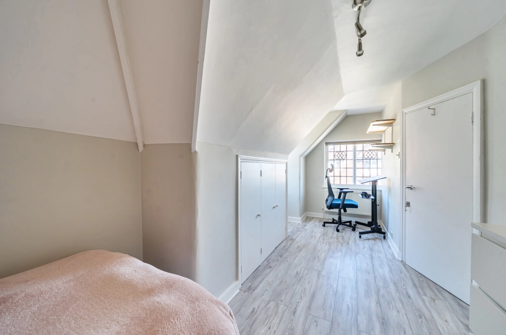 3 bedrooms apartments/flats for sale in Hornsey Lane, Highgate - N6 view 8