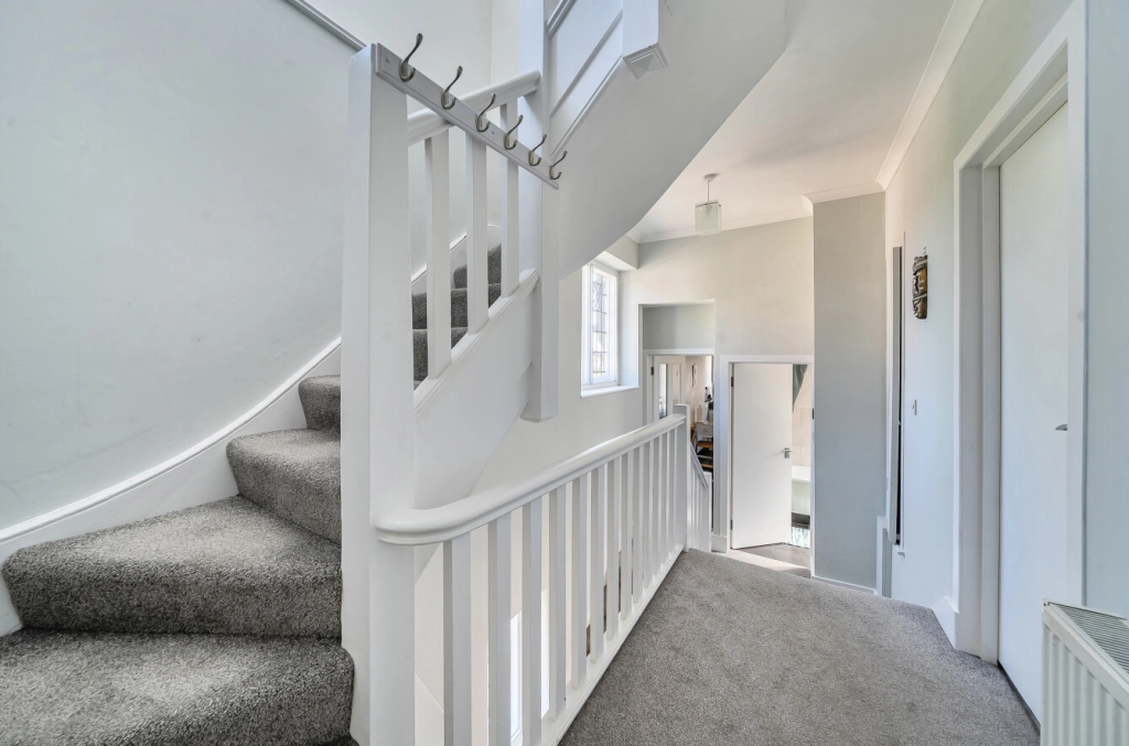 3 bedrooms apartments/flats for sale in Hornsey Lane, Highgate - N6 view 5