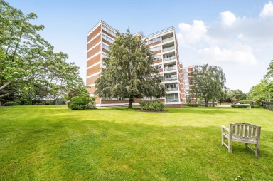 Sheldon Avenue, Highgate - N6 view 1