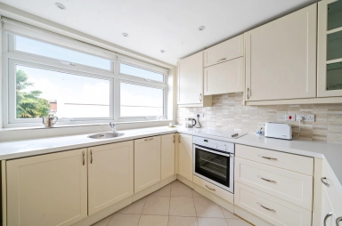 Shepherds Hill, London N6 image 28