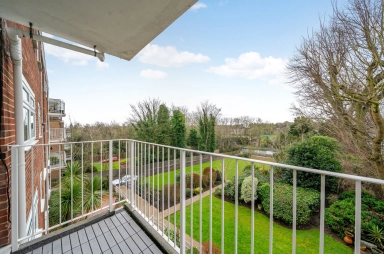 Shepherds Hill, London N6 image 20