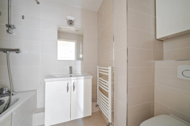 Shepherds Hill, London N6 image 45