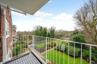 Shepherds Hill, London N6 image 8