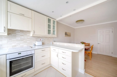 Shepherds Hill, London N6 image 13
