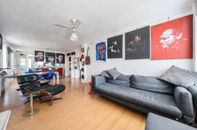 Aylmer Road, East Finchley - N2 view 2