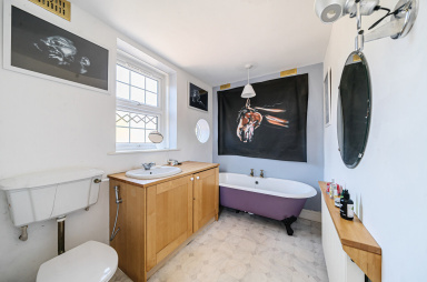 Aylmer Road, East Finchley - N2 view 9