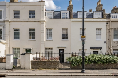 Southwood Lane, London - N6 view 1