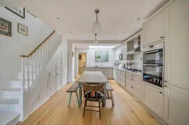 Southwood Lane, London - N6 view 4