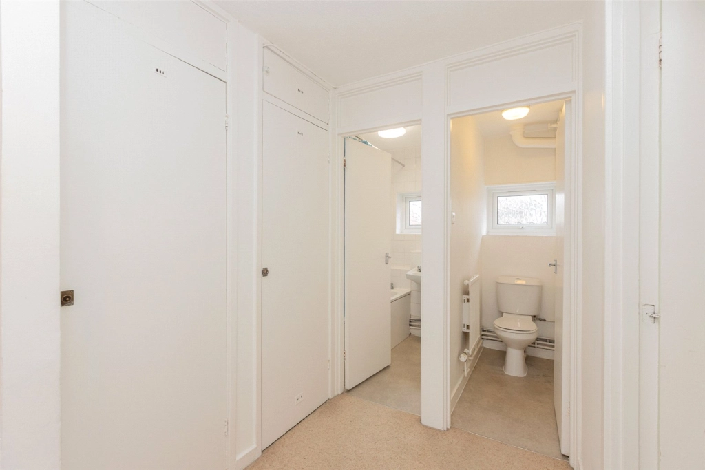 2 bedrooms apartments/flats for sale in Great North Road, East Finchley - N2 view 28