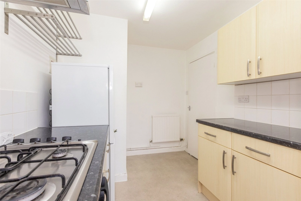 2 bedrooms apartments/flats for sale in Great North Road, East Finchley - N2 view 15