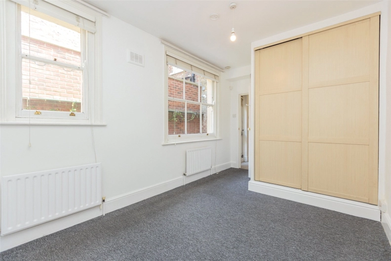 1 bedroom apartments/flats to sale in Waterlow Road, London-image 16