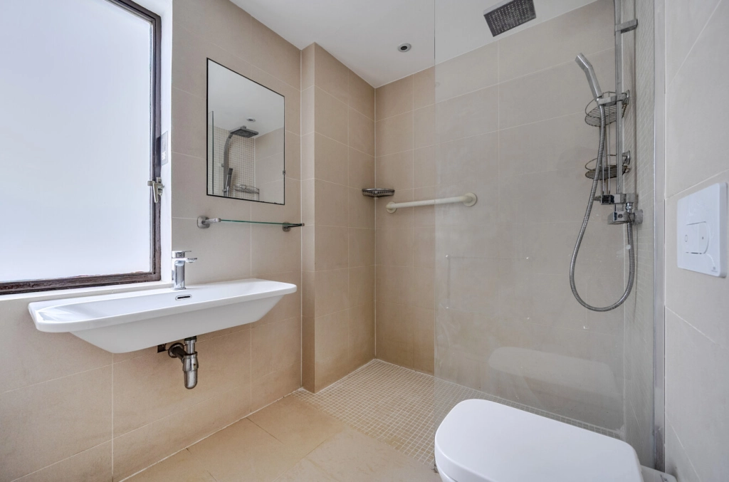 4 bedrooms apartments/flats for sale in North Hill, London - N6 view 14