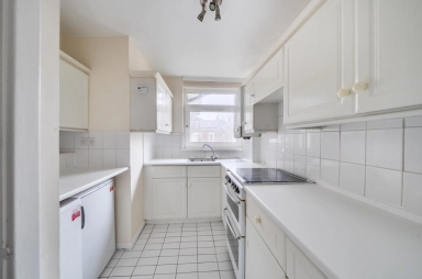 Crouch Hall Road, Crouch End - N8 view 13