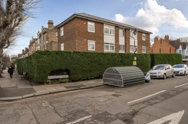 Crouch Hall Road, Crouch End - N8 view 16