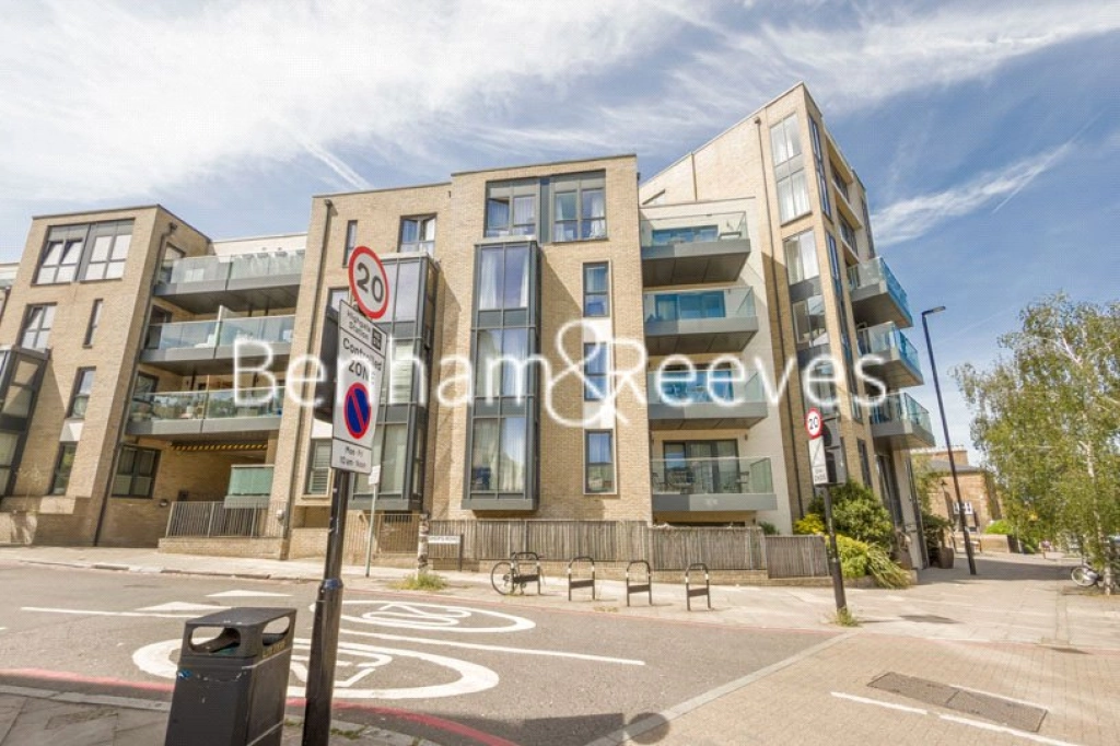 2 bedrooms apartments/flats for sale in Archway Road, London - N6 view 20