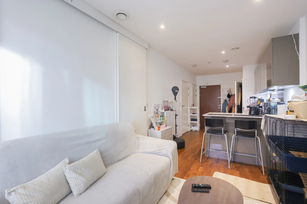 Studio apartments/flats for sale in Victory Parade, Woolwich - SE18 view 9