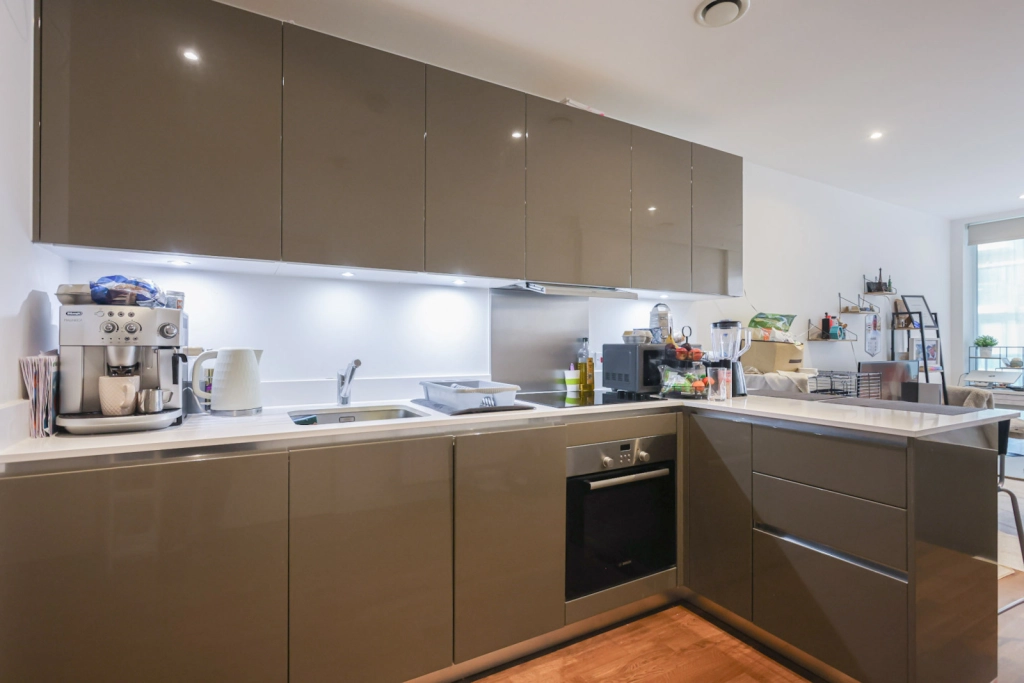 Studio apartments/flats for sale in Victory Parade, Woolwich - SE18 view 3
