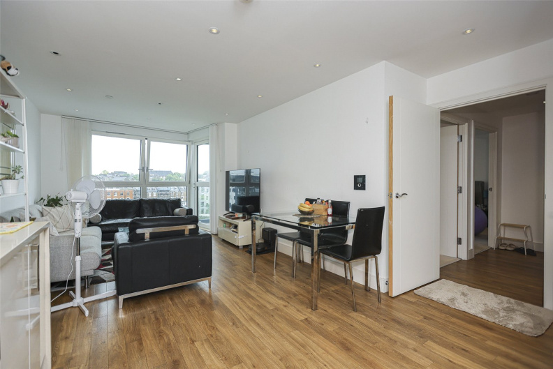 2 bedrooms apartments/flats for sale in Queensland Road, London - N7 view 10