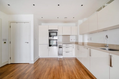 Queensland Road, London - N7 view 16